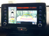 【パノラミックビューモニター】専用のカメラにより、上から見下ろしたような視点で360度クルマの周囲を確認することができます☆死角部分も確認しやすく、狭い場所での切り返しや駐車もスムーズに行えます。