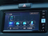 CD・DVD(再生機能)・ブルートゥース等を使用することができます。