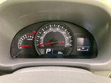 見やすいメーター類が、運転に必要な情報を的確に伝えます。運転に集中できるシンプルなデザインです。