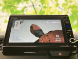 お車での移動中も、停車時にテレビやビデオを楽しめます。長距離ドライブや休憩時間に便利です。