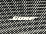 【BOSEサウンドシステム】メーカーオプションの高品位サウンドシステムを搭載。専用のチューニングが施された大小様々なスピーカーから良質なサウンドが奏でられ、臨場感あふれる音響空間を演出します。