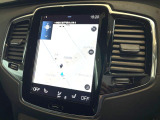【9インチタッチスクリーン純正HDDナビ】「Apple Car Play」「Android Auto」対応のボルボ先進ナビゲーション「SENSUS」。最新地図データへ無料更新してお渡しします。