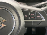 【クルーズコントロール】高速道路もラクラク走行。アクセルを離しても一定速度で走行ができ、長距離運転時の負担を軽減!加速・減速も簡単なスイッチ操作で調整できます。