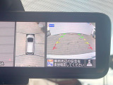 【アラウンドビューモニター】専用のカメラにより、上から見下ろしたような視点で360度クルマの周囲を確認することができます☆死角部分も確認しやすく、狭い場所での切り返しや駐車もスムーズに行えます。