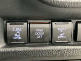 人気の両側電動スライドドア搭載!運転席からでも開閉操作が出来ます。