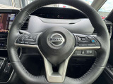 プロパイロットも装備!好評です♪高速道路での運転でアクセル、ブレーキ、ハンドルの操作をセレナがアシスト☆運転の疲れが軽減します!遠方のお出かけは体力も使うのでプロパイロットで運転の疲れは減らしましょ♪