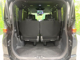 普段のお買い物や通勤、送迎等に十分な荷室スペースを確保しております。セカンドシートを倒すと、大きな荷物の積載も可能です♪