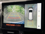 停車中に、地上デジタル放送やビデオコンテンツをお楽しみいただけます。後部座席での移動時間をより快適に過ごせる便利な機能です。