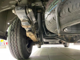 お車を安心してお乗りいただく為には、足回りの定期点検が欠かせません。サービスサポート(有償保証)では無料点検もご提供しており、安心のカーライフをお過ごしいただけるサポート体制が整っています。