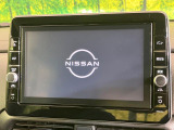 【大画面ナビ】人気の大型9インチナビを装備。存在感のある大画面はインパクト大!ナビ利用時のマップ表示は見やすく、テレビやDVDは臨場感がアップ!いつものドライブがグッと楽しくなります♪