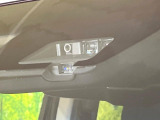 【踏み間違い衝突防止アシスト】駐車場でアクセルとブレーキを間違えてしまった際、ブレーキでサポート。うっかり事故の予防に役立ちます!