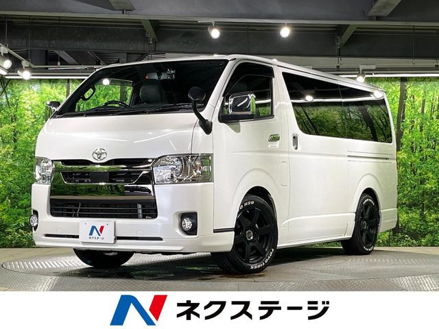 トヨタ ハイエースバン 