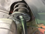 お車を安心してお乗りいただく為には、足回りの定期点検が欠かせません。サービスサポート(有償保証)では無料点検もご提供しており、安心のカーライフをお過ごしいただけるサポート体制が整っています。