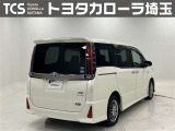 トランクフロアに修理跡、凹みが、エンドパネルに傷、凹みがありますので、修復歴有となります。