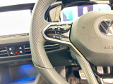 Travel Assist。設定した速度を上限に自動で加減速し、一定の車間距離,およ走行レーンを保つことでロングドライブの疲労を軽減します。