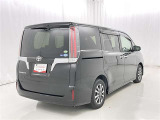 走りにこだわりながら収納力も持ち合わせたお車です。荷物を載せて軽快なドライブを楽しめますよ♪