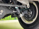お車を安心してお乗りいただく為には、足回りの定期点検が欠かせません。サービスサポート(有償保証)では無料点検もご提供しており、安心のカーライフをお過ごしいただけるサポート体制が整っています。