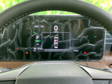 分かりやすい表示で運転に必要な情報を届け、安全運転をサポートするメータークラスターです。