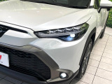 【LEDヘッドライト】悪天候や夜間走行時も良好な視界を確保し安心して運転できる高輝度LEDヘッドライトを装備!点灯速度が早く、消費電力も抑えられています。