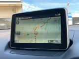 純正ナビ付きでフルセグ・DVD再生・Bluetoothなど付いてとても便利な車両です♪