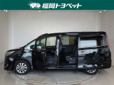 両側パワースライドドア付きだから、狭い駐車スペースなどでの 乗り降りラクラク!小さなお子さまのいるご家庭には嬉しい装備。