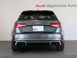 Audi認定中古車保証は全国共通のサービスです。全国の正規ディーラーにて保証整備をご利用いただけます。