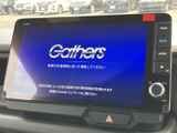 使いやすいインターフェースで、快適なドライブをサポートします。直感的な操作で、お好みの音楽や目的地設定がスムーズに行えます。