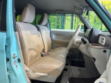 運転席シート廻りは使用感も少なく、良好な状態となっています。丁寧に使われていたことがよくわかりますね。