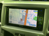 運転席からの視認性が高く、スムーズなナビゲーションをサポート。目的地までの道順を分かりやすく表示し、快適なドライブを約束します。