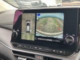 狭い道や駐車場での運転をサポート。後方の状況をクリアに映し出し、安全な駐車をアシストします。駐車が苦手な方にもおすすめです。