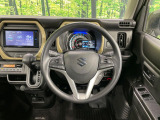 【ステアリングスイッチ】運転中、前方から目線をそらすことなく、オーディオ等の操作が可能な便利機能!安心&快適なドライブを演出してくれます♪