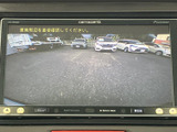 バックモニターを搭載で、駐車がより安全に。狭い場所でも、周囲の状況を確認しながらスムーズに駐車できます。運転に自信がない方にもおすすめです。