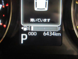 たとえばダイハツのお店にある、たくさんのスマアシ搭載車は、正常に作動する事をしっかり確認します。