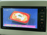 停車中にテレビや映像を楽しむことができます。休憩時間や待ち時間に、リラックスした時間を過ごせます。快適な移動時間をお届けします。