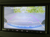 停車中には、地上デジタル放送をお楽しみいただけます。休憩時などに、ニュースや番組をチェックするのに便利です。