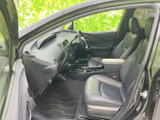 運転席からの視界は良好。必要な情報を的確に捉え、安全な運転をサポートします。シンプルで使いやすい操作性も魅力です。