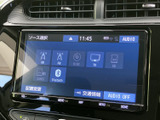多彩な機能を一台に集約したオーディオシステム。ラジオ、CD、SDカード、Bluetoothなど、お好みの音源を選べます。快適なドライブをサポートします。