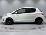 ボデーカラーはホワイトパールクリスタルシャイン(070)です。