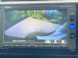 【バックカメラ】駐車時に後方がリアルタイム映像で確認できます。大型商業施設や立体駐車場での駐車時や、夜間のバック時に大活躍!運転スキルに関わらず、今や必須となった装備のひとつです!