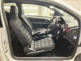 この度は数ある中から弊社認定中古車をご覧いただき誠にありがとうございます。スペースの都合上、店舗で展示していない場合がございますの事前にお問い合わせくださいませ。