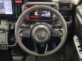 【ステアリングスイッチ】運転中、前方から目線をそらすことなく、オーディオ等の操作が可能な便利機能!安心&快適なドライブを演出してくれます♪