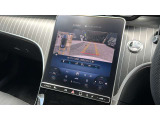 バックカメラにより駐車時の後方確認も楽にできます。