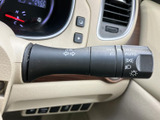 操作しやすい位置に配置されたウインカーレバー。スムーズな車線変更をサポートします。安全運転に貢献しますね。