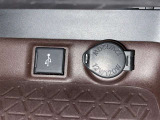 シガーソケット用の充電器が使用可能です!