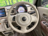 【純正革巻きステアリング】上質な革を使用することで、手にしっかり馴染みとても運転しやすいハンドルです♪