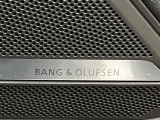 ●Bang&Olufsenサウンドシステム:高いインテリア性が特徴のプレミアムサウンドシステムを装備しており、高品質かつ臨場感のある音楽を車内でお楽しみいただけます。