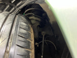 お車を安心してお乗りいただく為には、足回りの定期点検が欠かせません。サービスサポート(有償保証)では無料点検もご提供しており、安心のカーライフをお過ごしいただけるサポート体制が整っています。