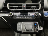 停車中に、ニュースや番組をお楽しみいただけます。長距離移動の待ち時間も快適に過ごせる、便利な機能です。