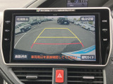 後方確認をサポートするモニターで、安全な運転に貢献。駐車時の狭いスペースでも、安心して駐車できます。運転の苦手な方にもおすすめです。