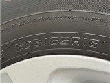 タイヤサイズは【205/65R16】